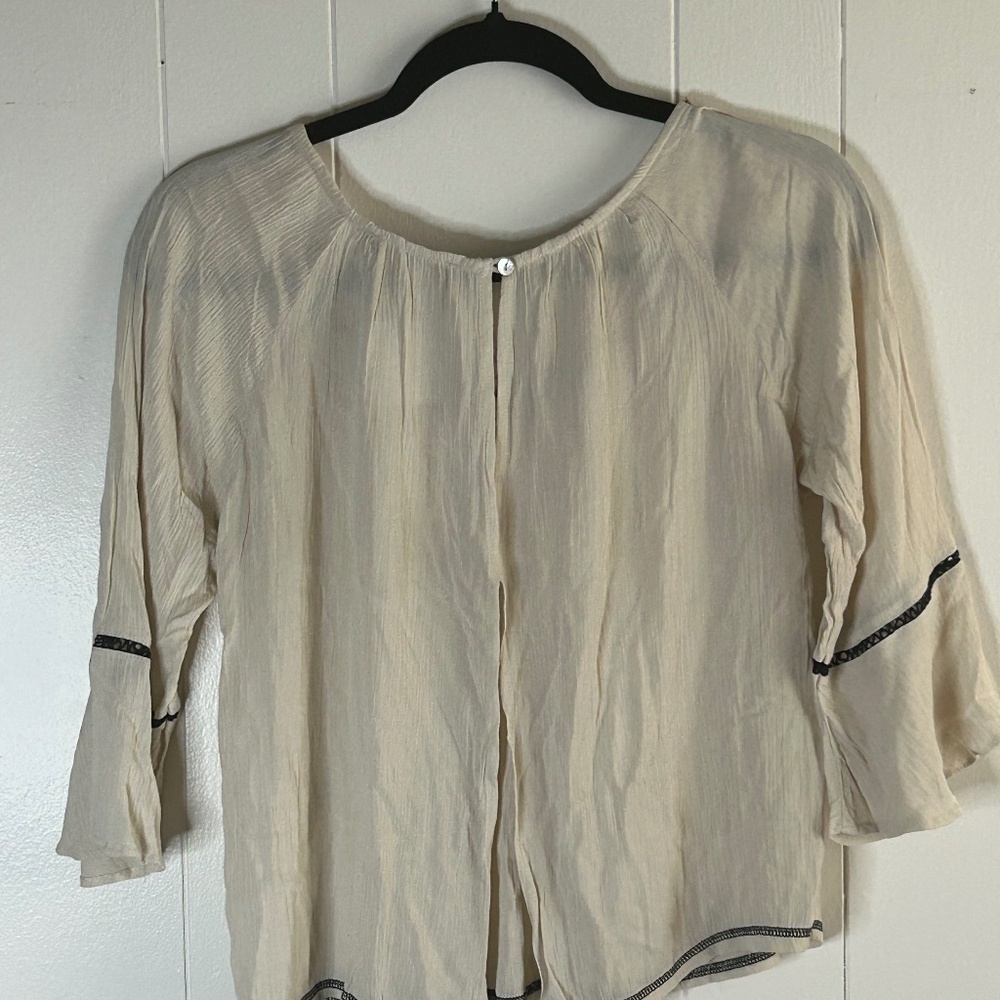 Lulumari Cream Blouse Size Small Long Sleeve